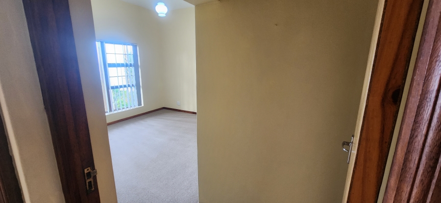 5 Bedroom Property for Sale in Dana Bay Western Cape